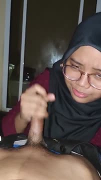 ukhti kacamata cakep